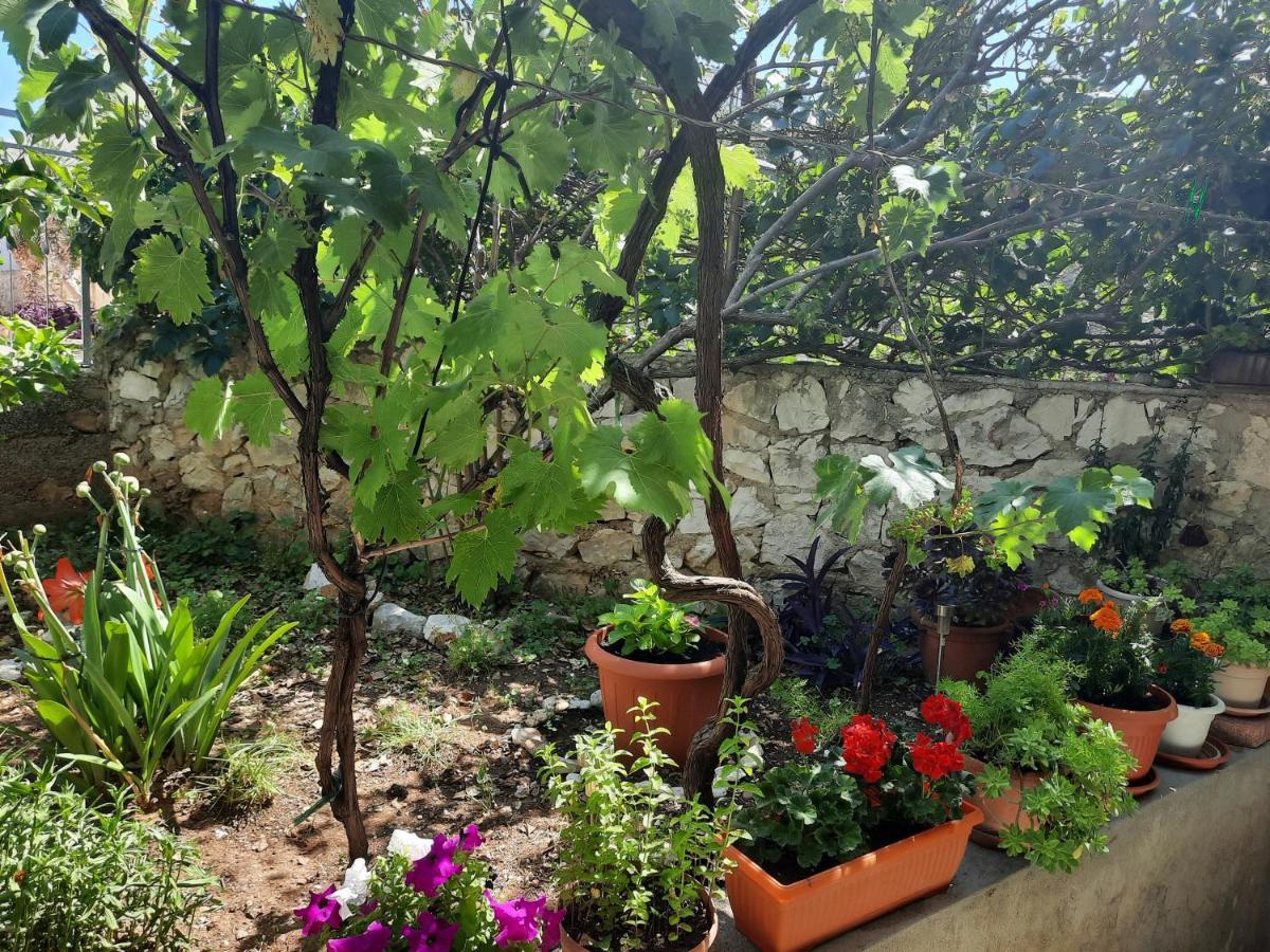 Apartment Ema Trogir Luaran gambar
