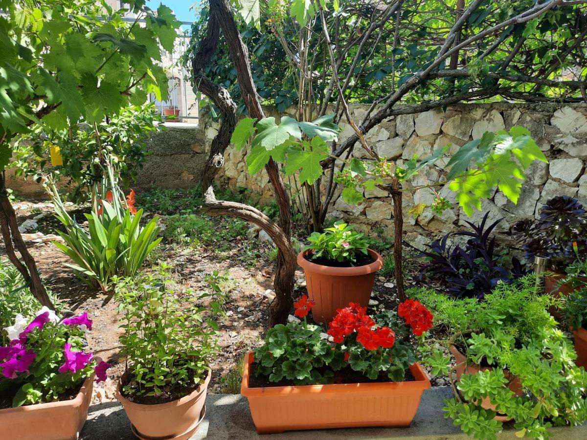 Apartment Ema Trogir Luaran gambar