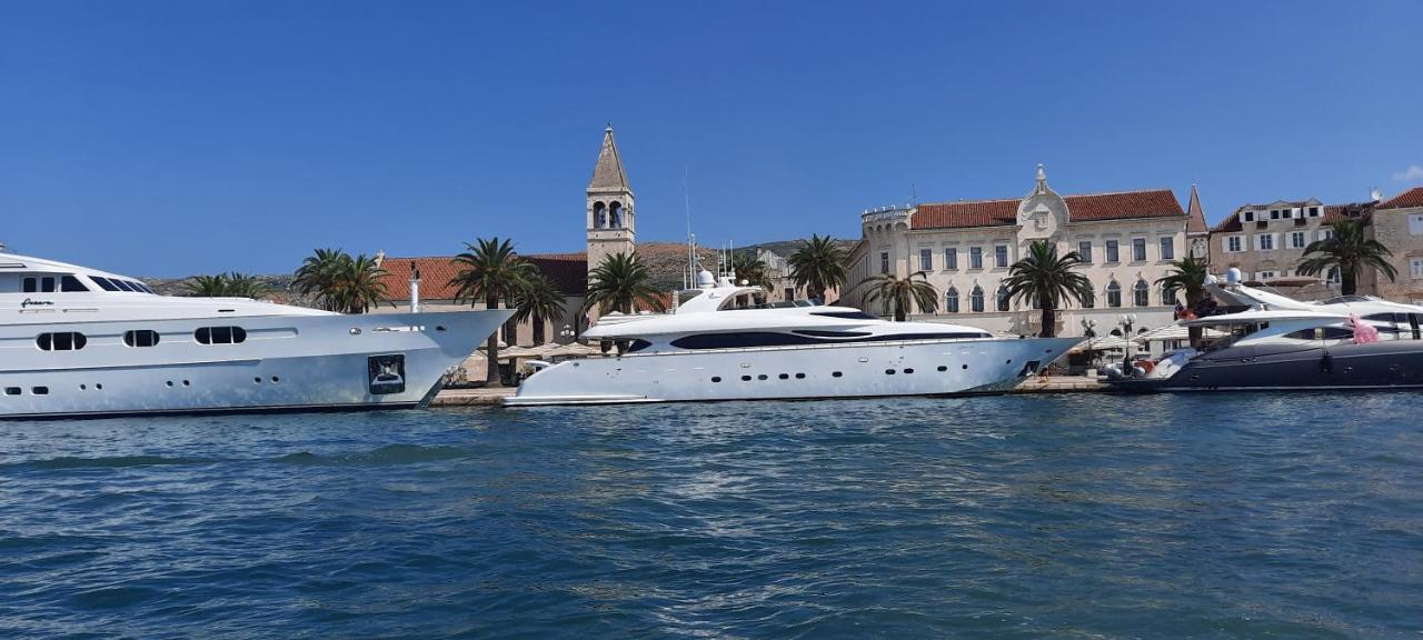Apartment Ema Trogir Luaran gambar
