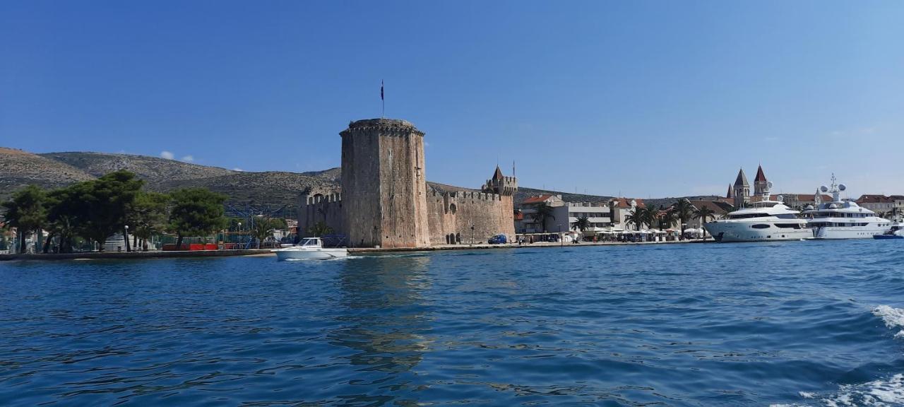 Apartment Ema Trogir Luaran gambar