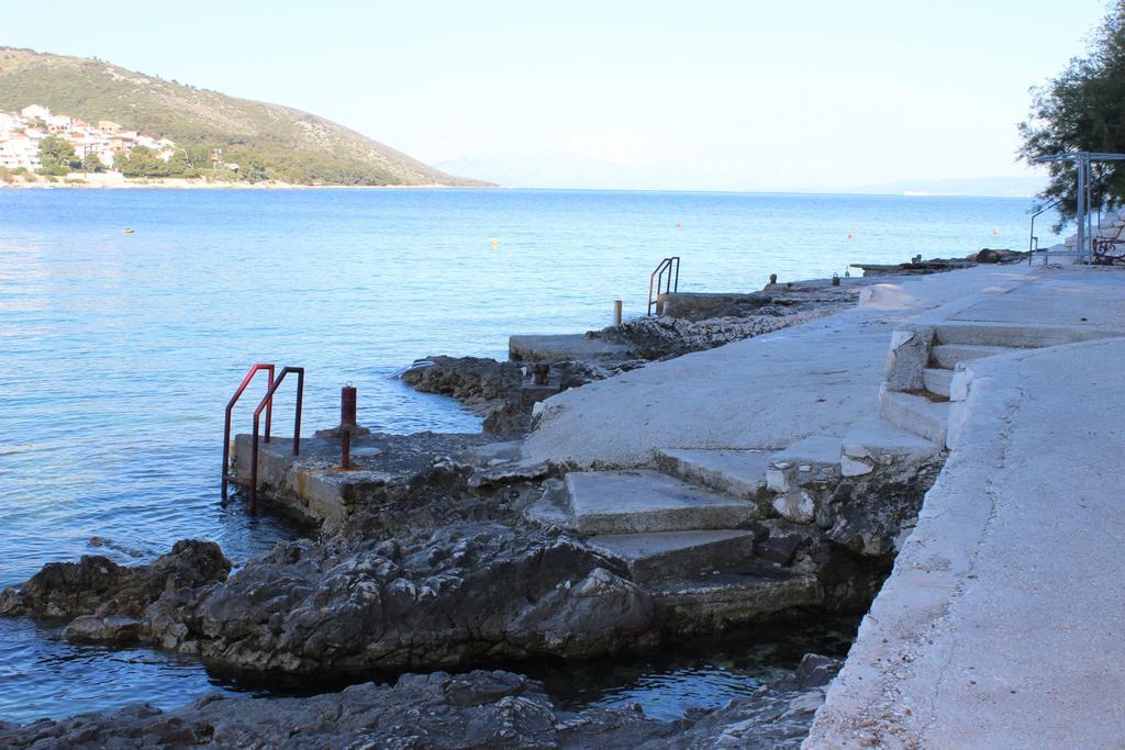 Apartment Ema Trogir Bilik gambar