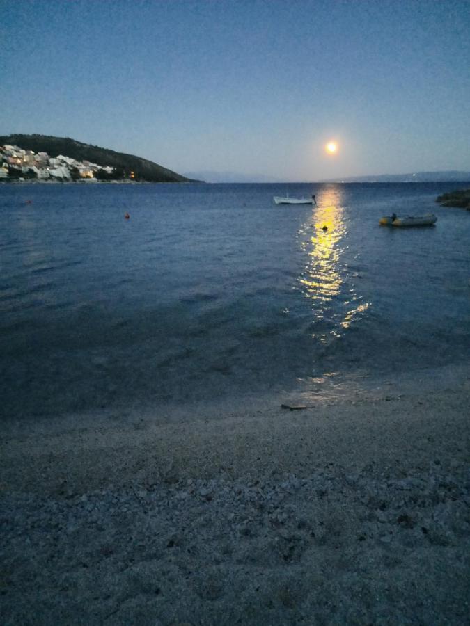 Apartment Ema Trogir Luaran gambar